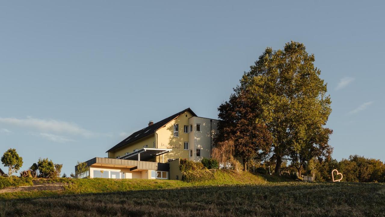 Gasthof Martinhof Sankt Martin im Sulmtal Exterior foto